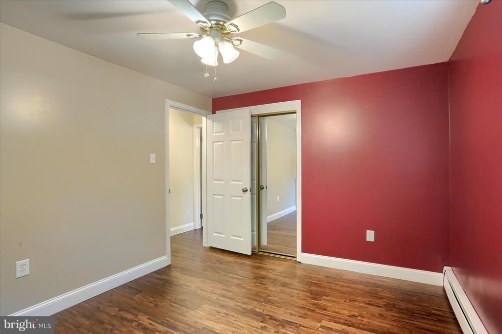100 Wedgewood Cir
