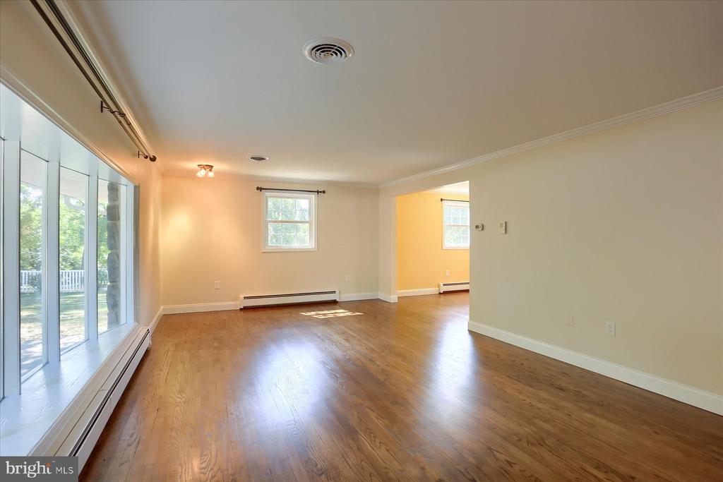 100 Wedgewood Cir