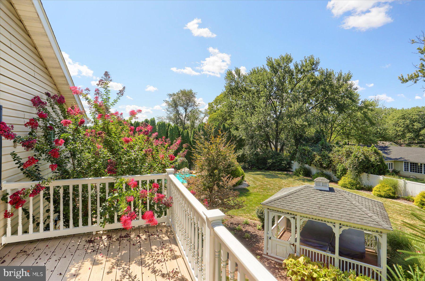 100 Wedgewood Cir