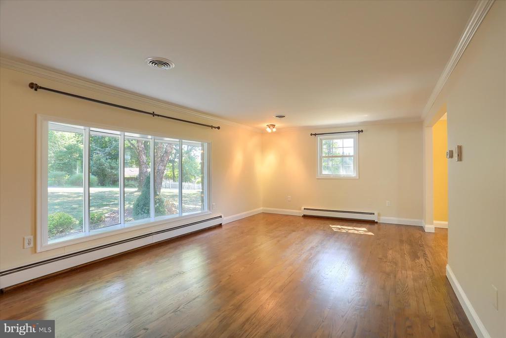100 Wedgewood Cir