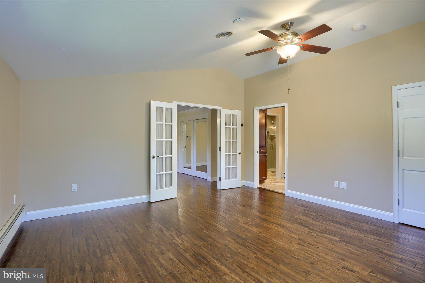100 Wedgewood Cir