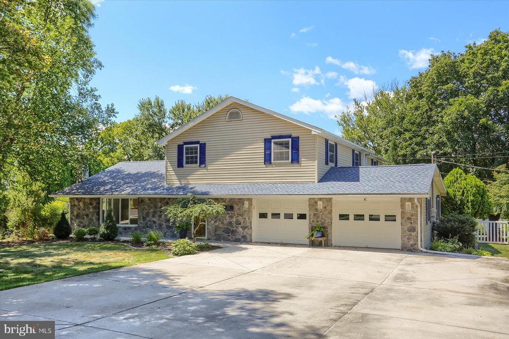 100 Wedgewood Cir
