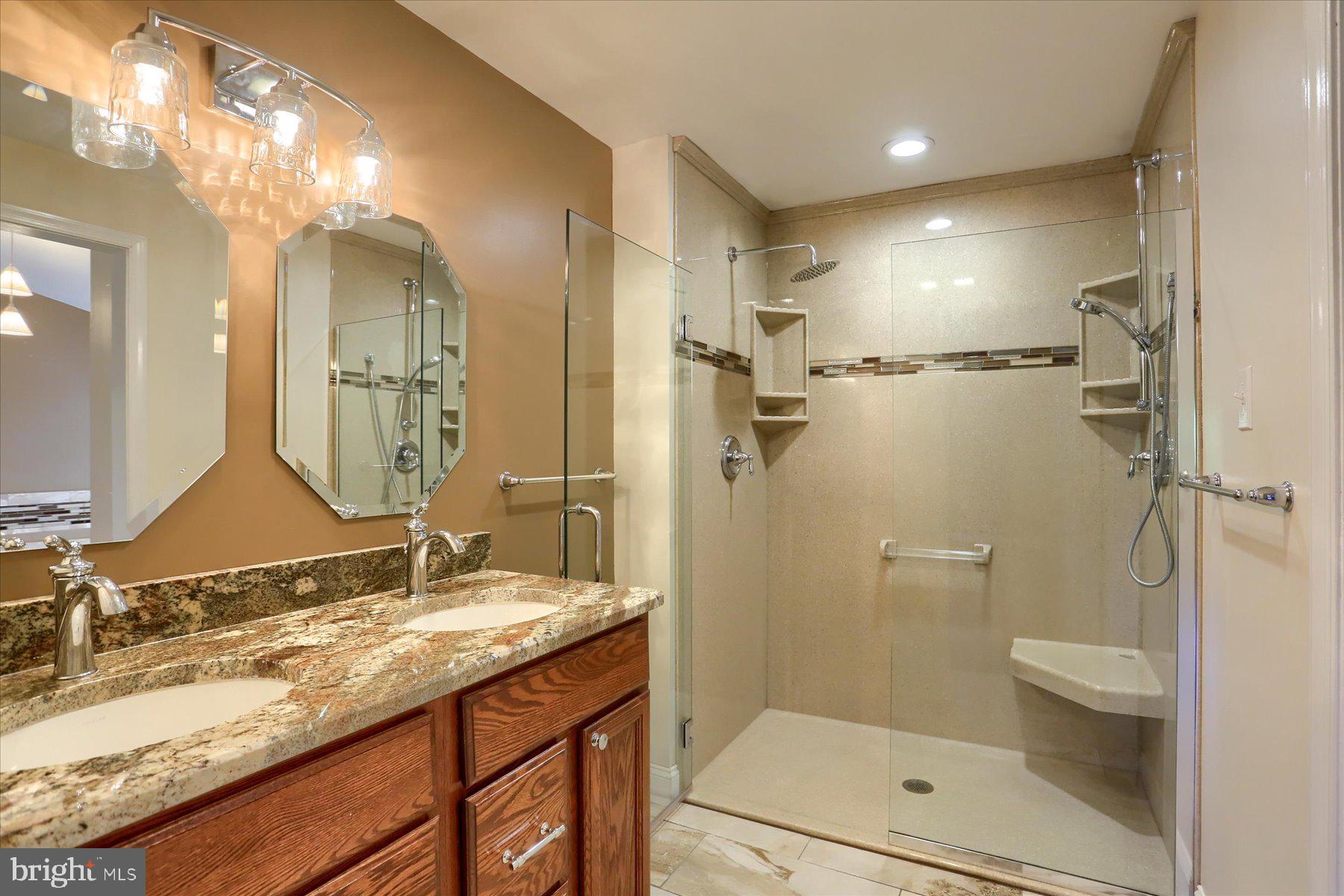 100 Wedgewood Cir