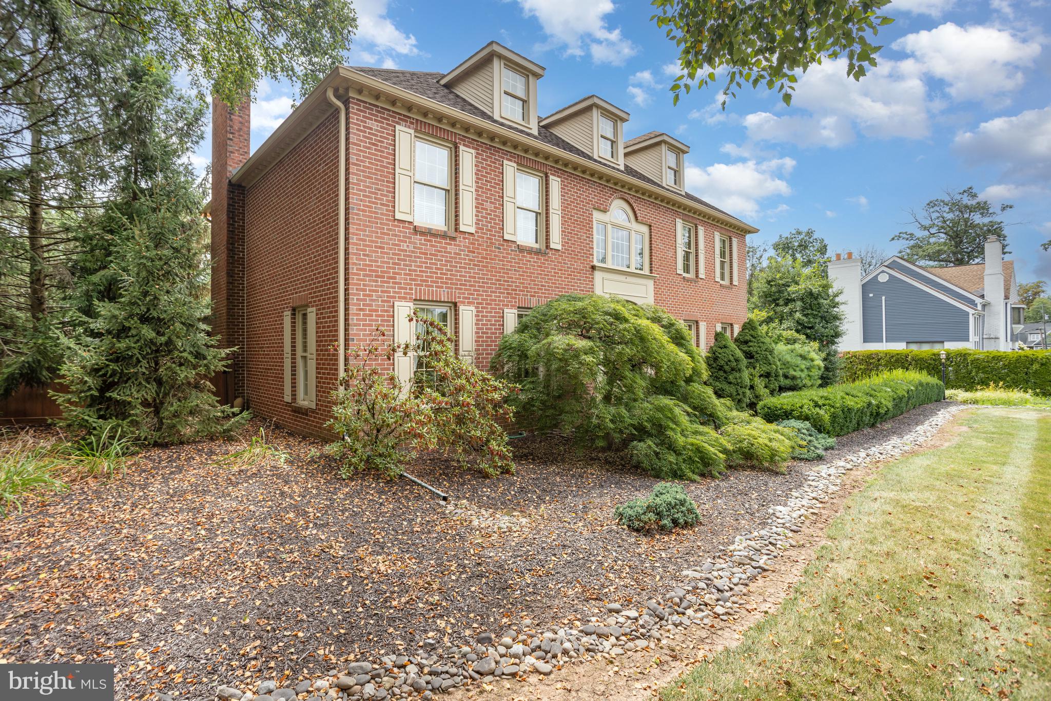 2547 Hepplewhite Dr