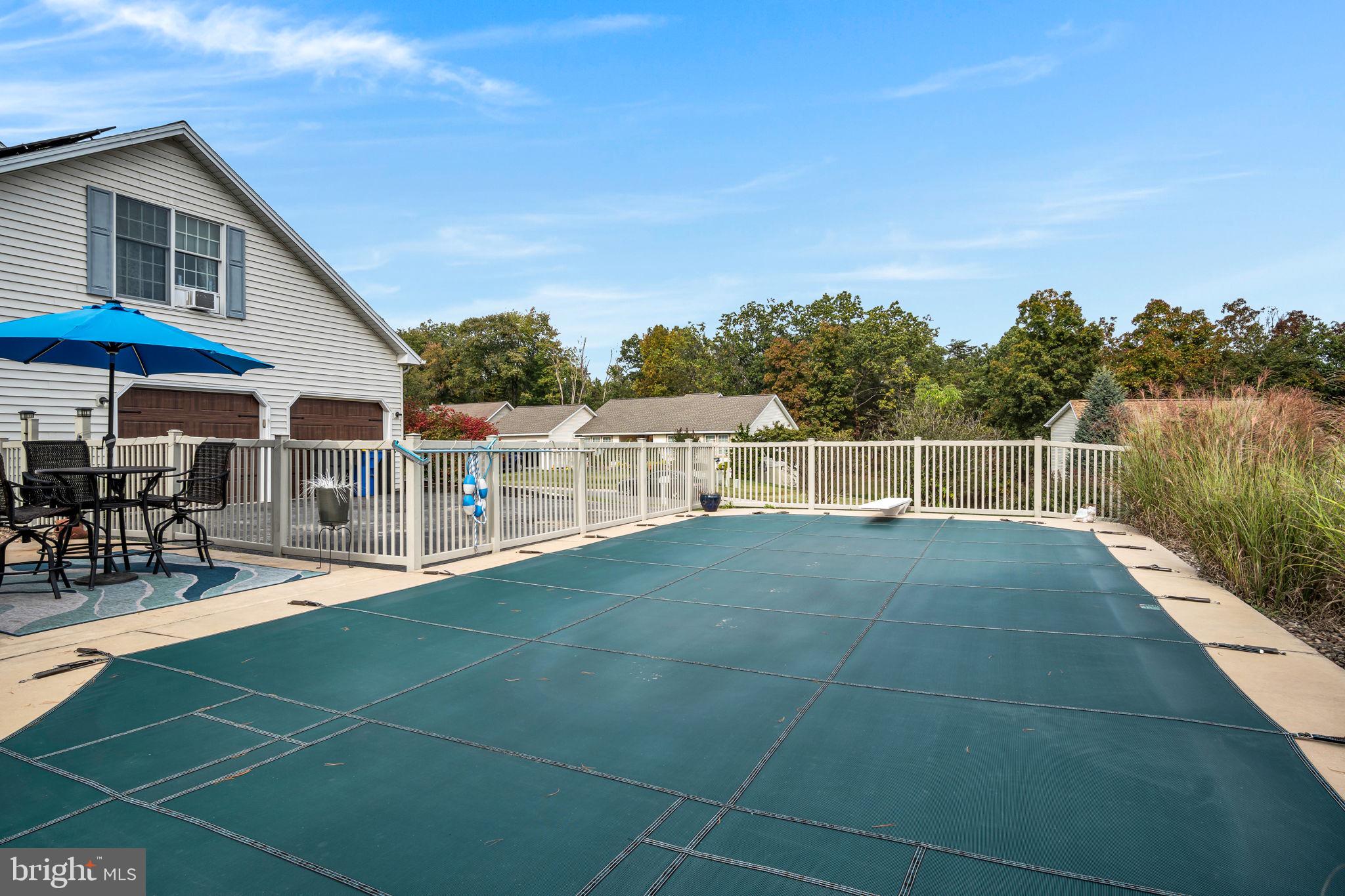 60 S BEN HOGAN DRIVE