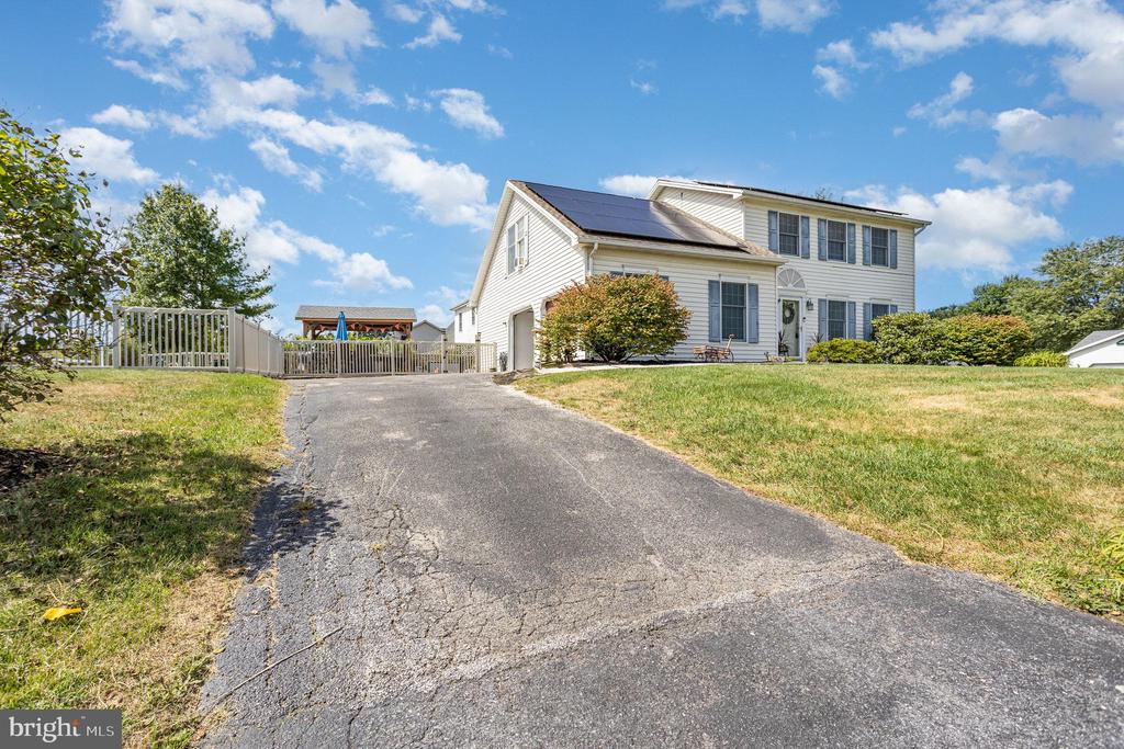 60 S BEN HOGAN DRIVE