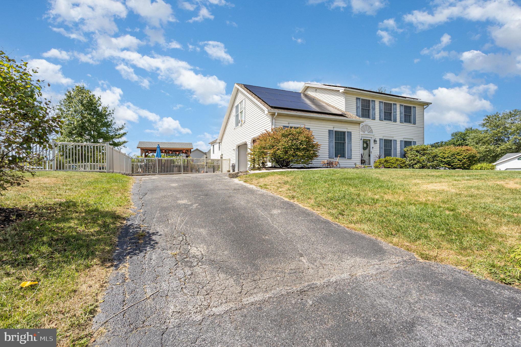 60 S BEN HOGAN DRIVE