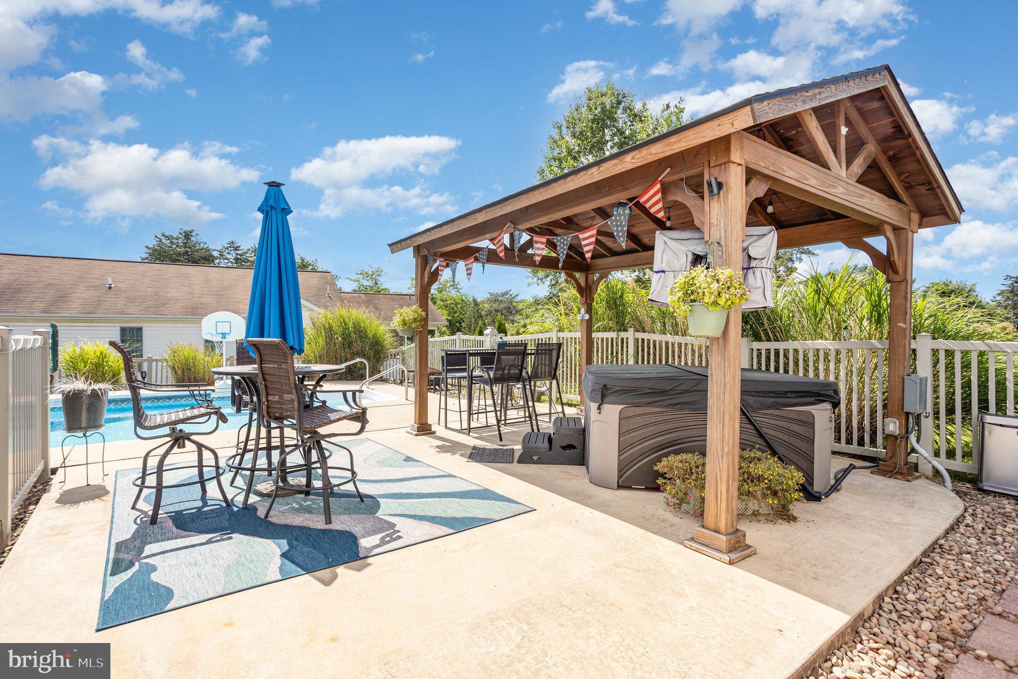 60 S BEN HOGAN DRIVE