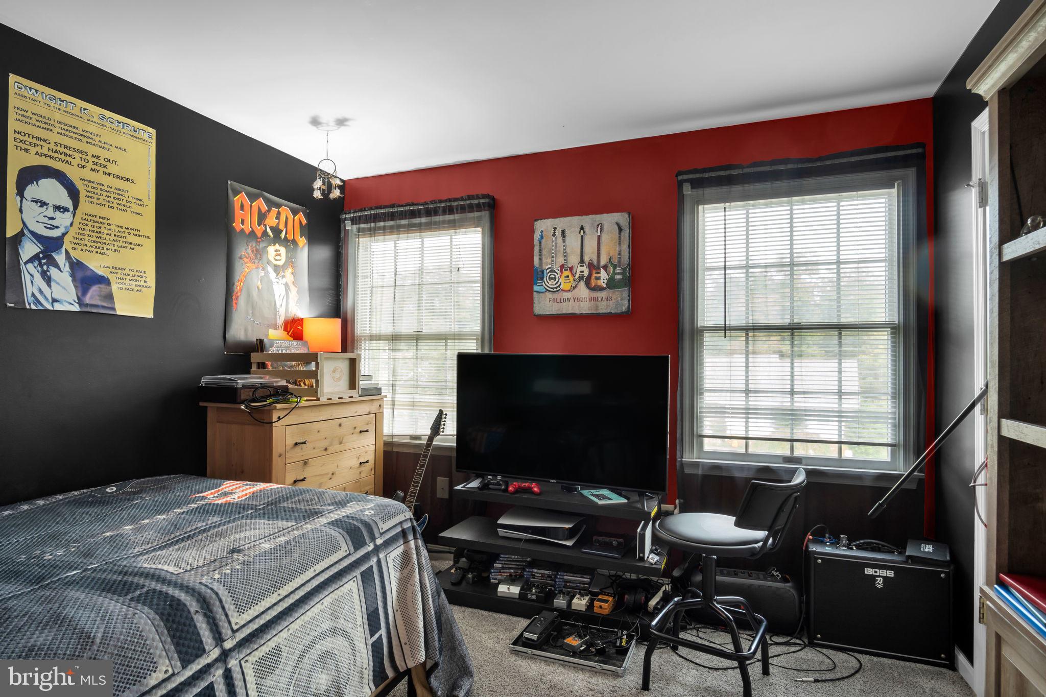 60 S BEN HOGAN DRIVE