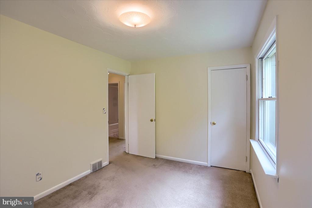 204 ORCHARD ROAD