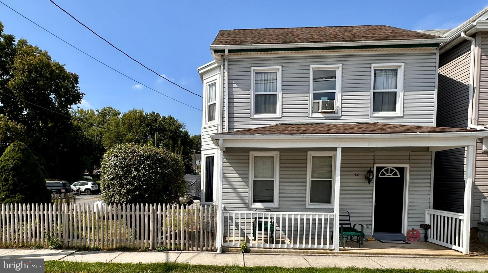 32 N YORK STREET