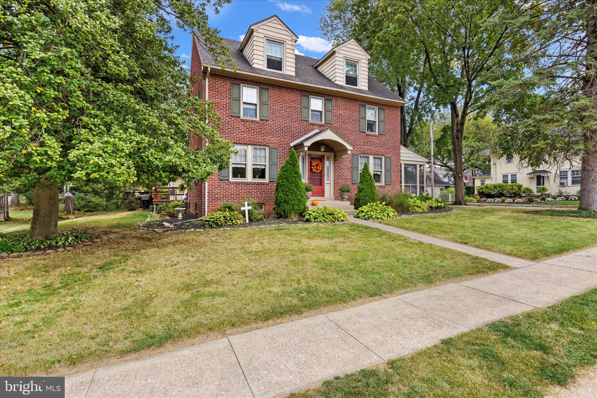 101 N VERNON STREET