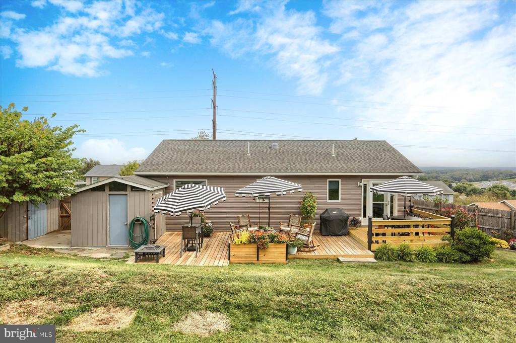 110 NORTHCREST DRIVE