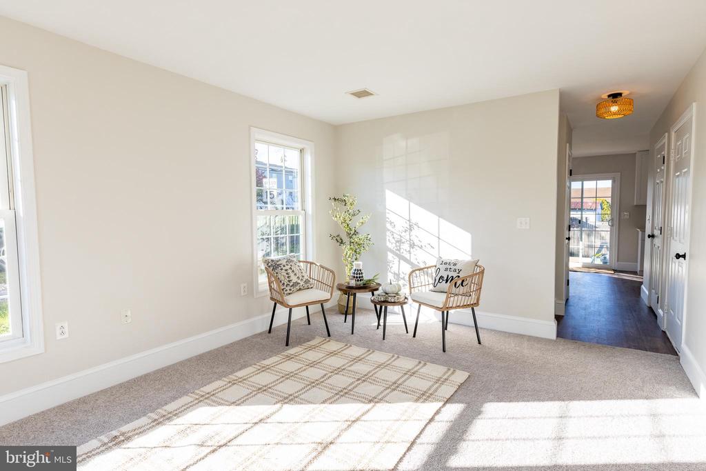 112 W SOUTH STREET