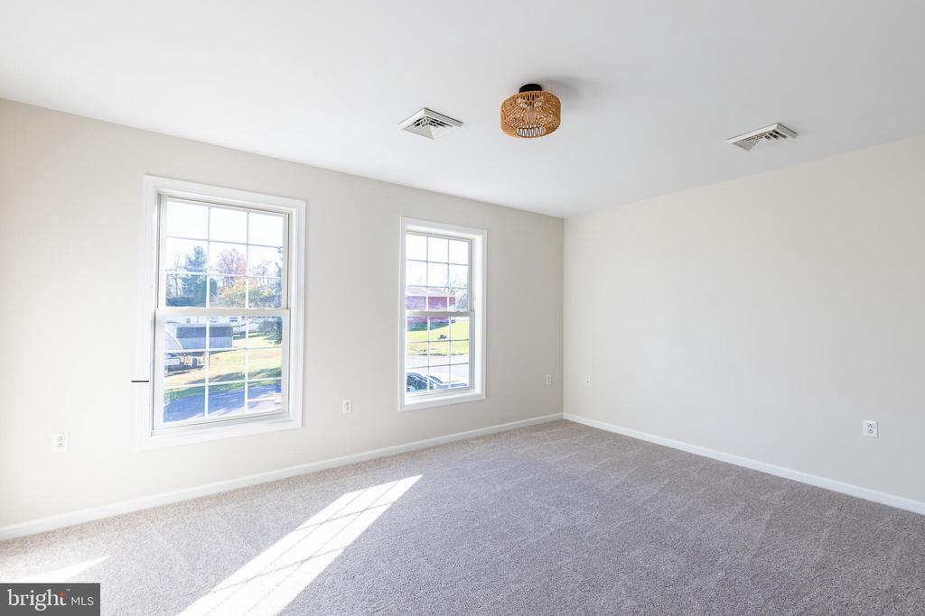 112 W SOUTH STREET