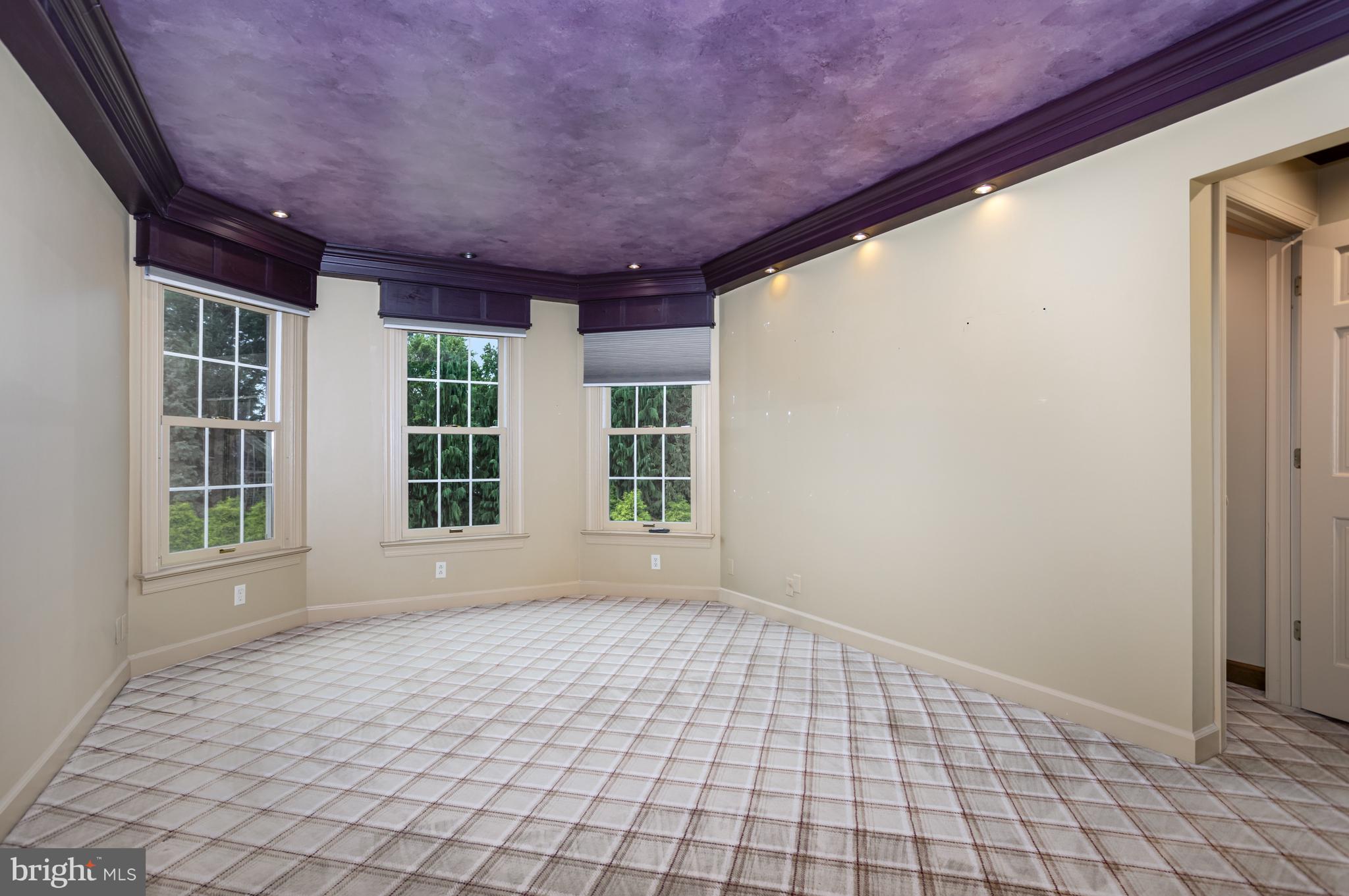 2547 HEPPLEWHITE DRIVE