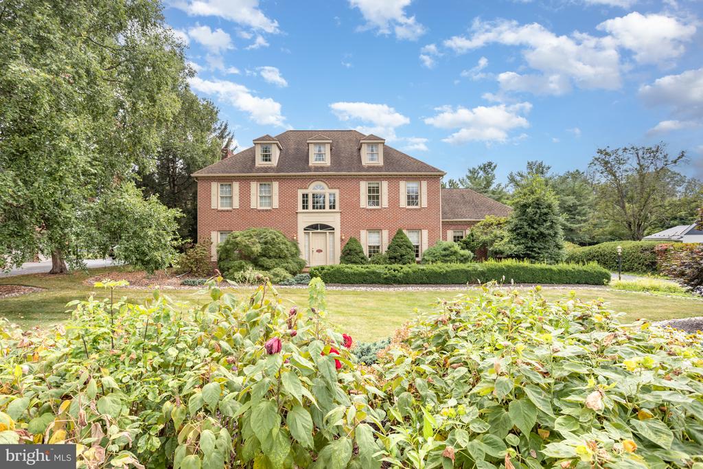 2547 HEPPLEWHITE DRIVE