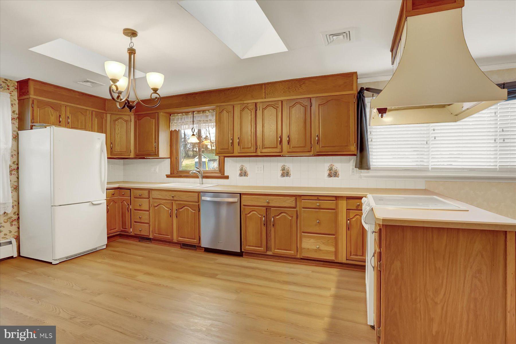 271 SPANGLERS MILL ROAD