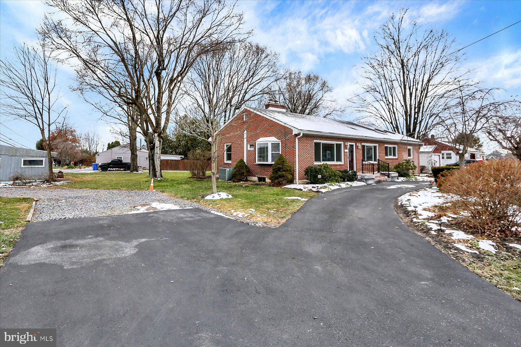 271 SPANGLERS MILL ROAD