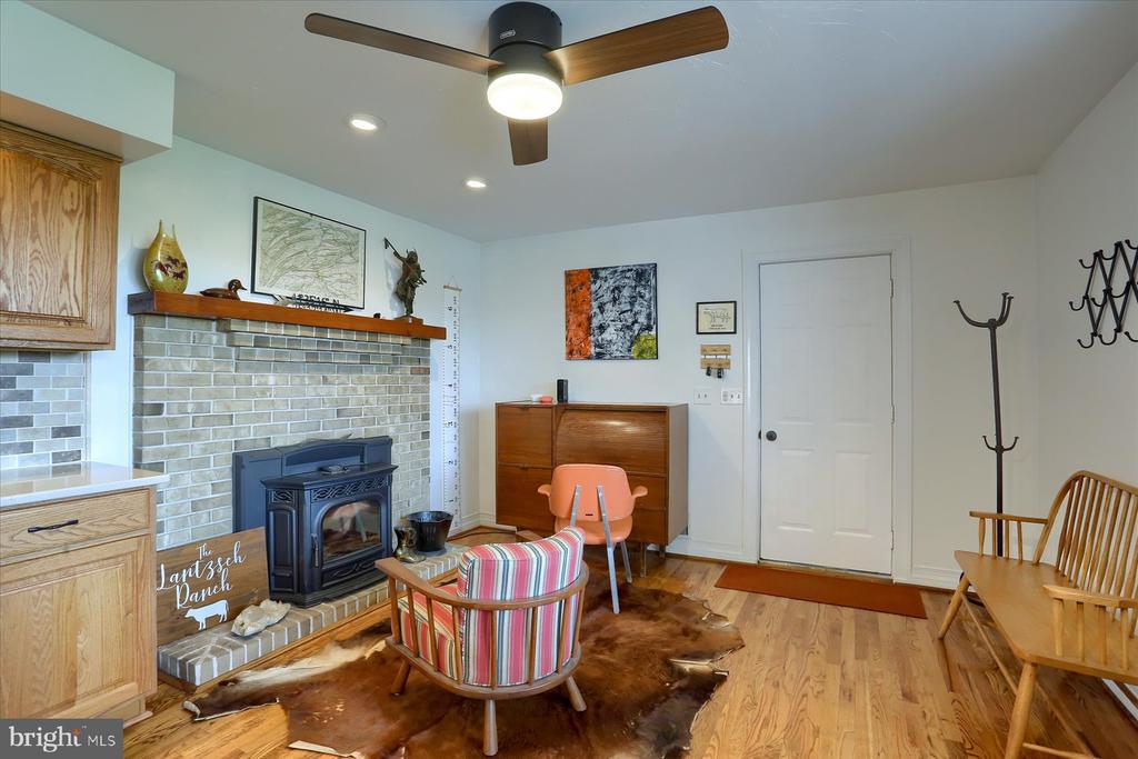 9421 CARLISLE ROAD