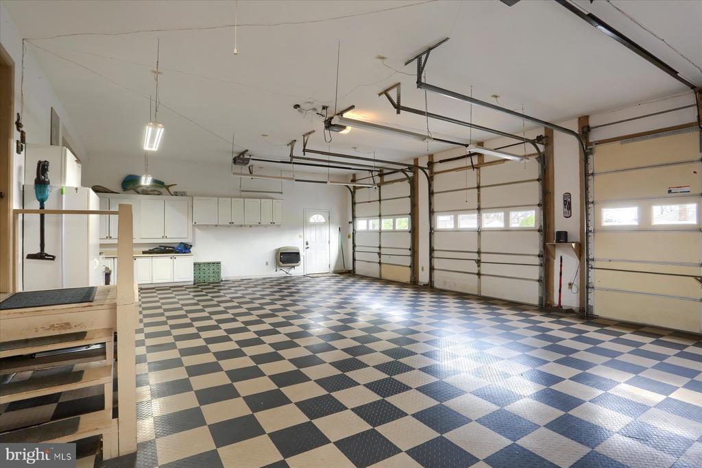 9421 CARLISLE ROAD