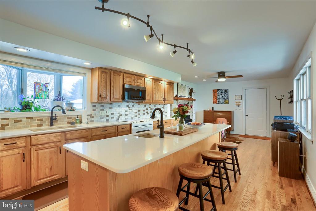 9421 CARLISLE ROAD