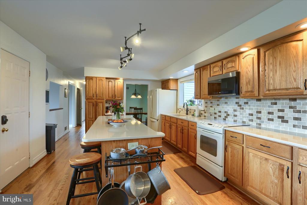 9421 CARLISLE ROAD