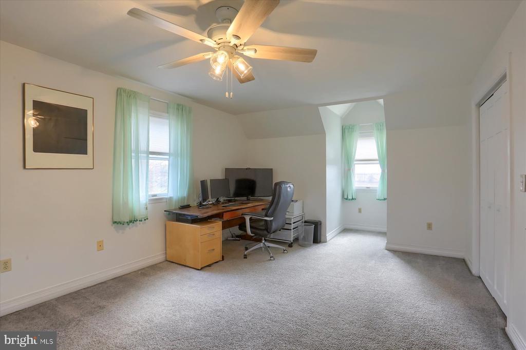 9421 CARLISLE ROAD