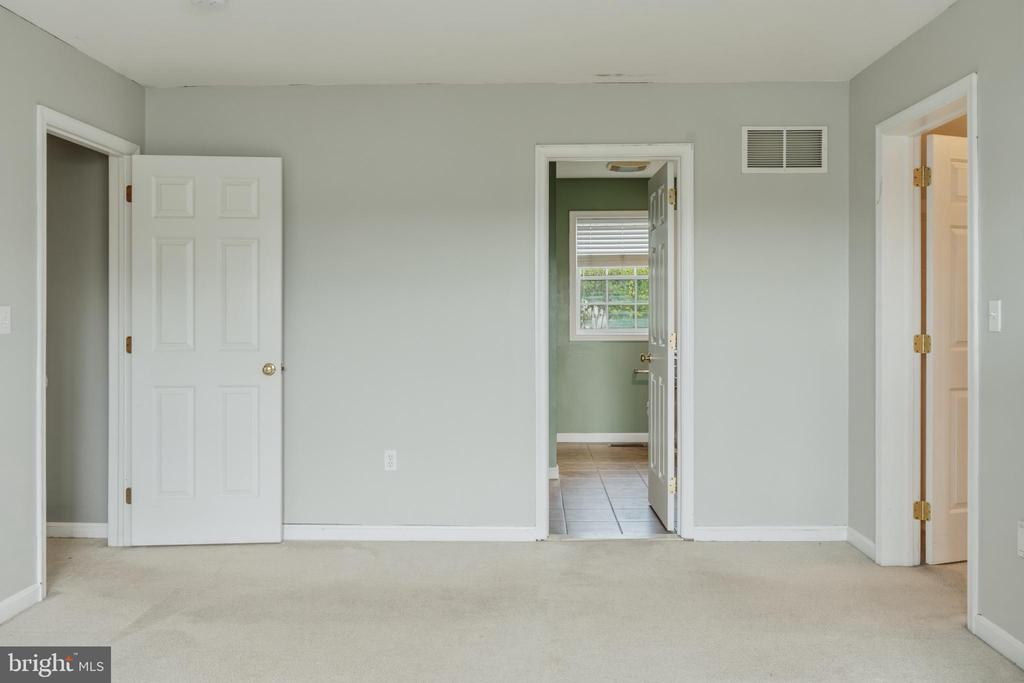 1325 SADDLEBACK ROAD