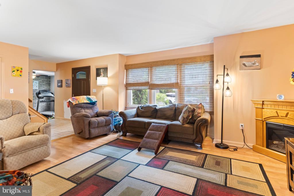 109 YELLOW BREECHES DRIVE
