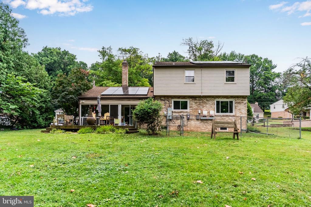 109 YELLOW BREECHES DRIVE