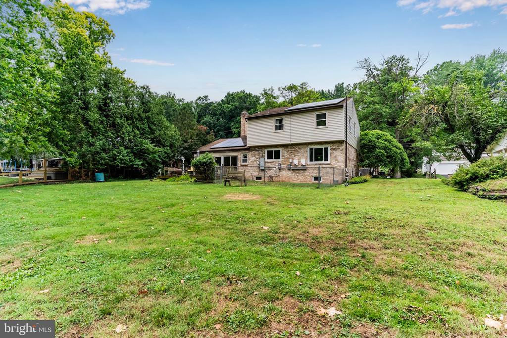 109 YELLOW BREECHES DRIVE