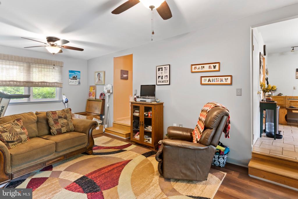 109 YELLOW BREECHES DRIVE