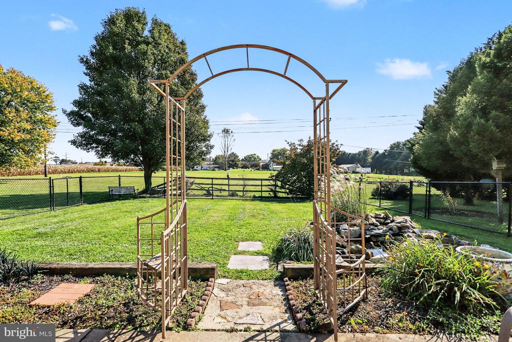 99 STONE ROAD