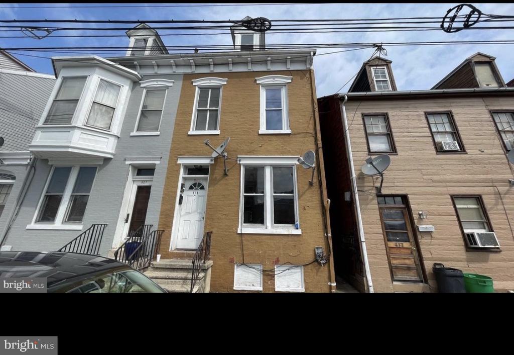 419 W KING STREET