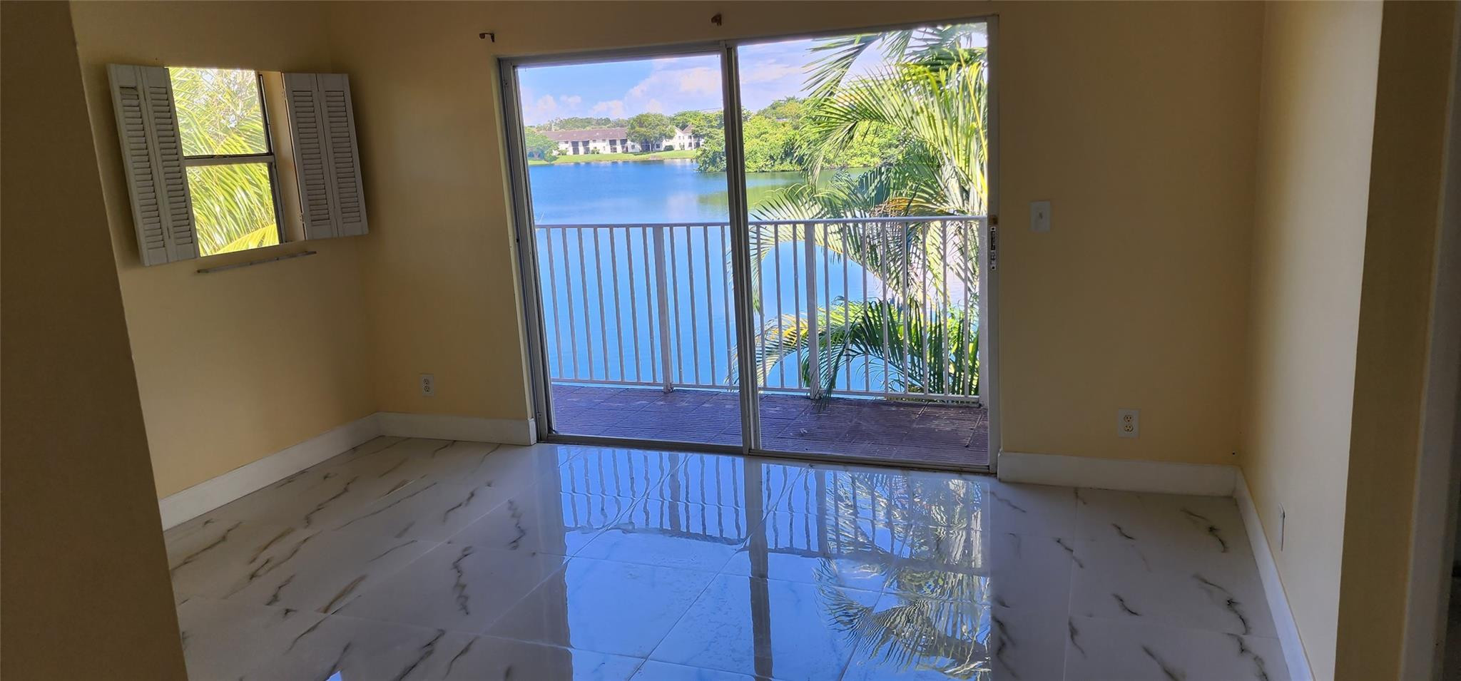 3239 NW 44th St