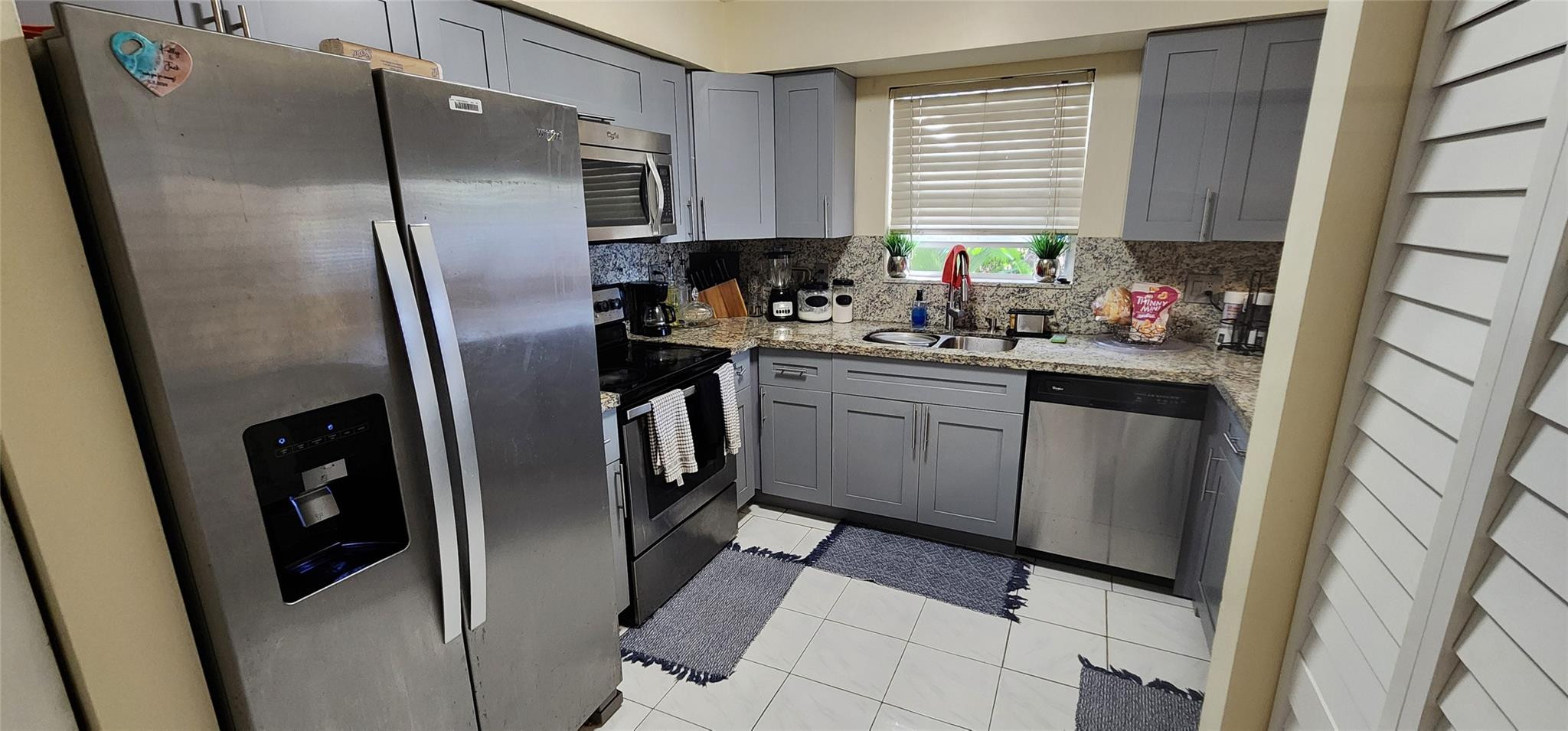3239 NW 44th St