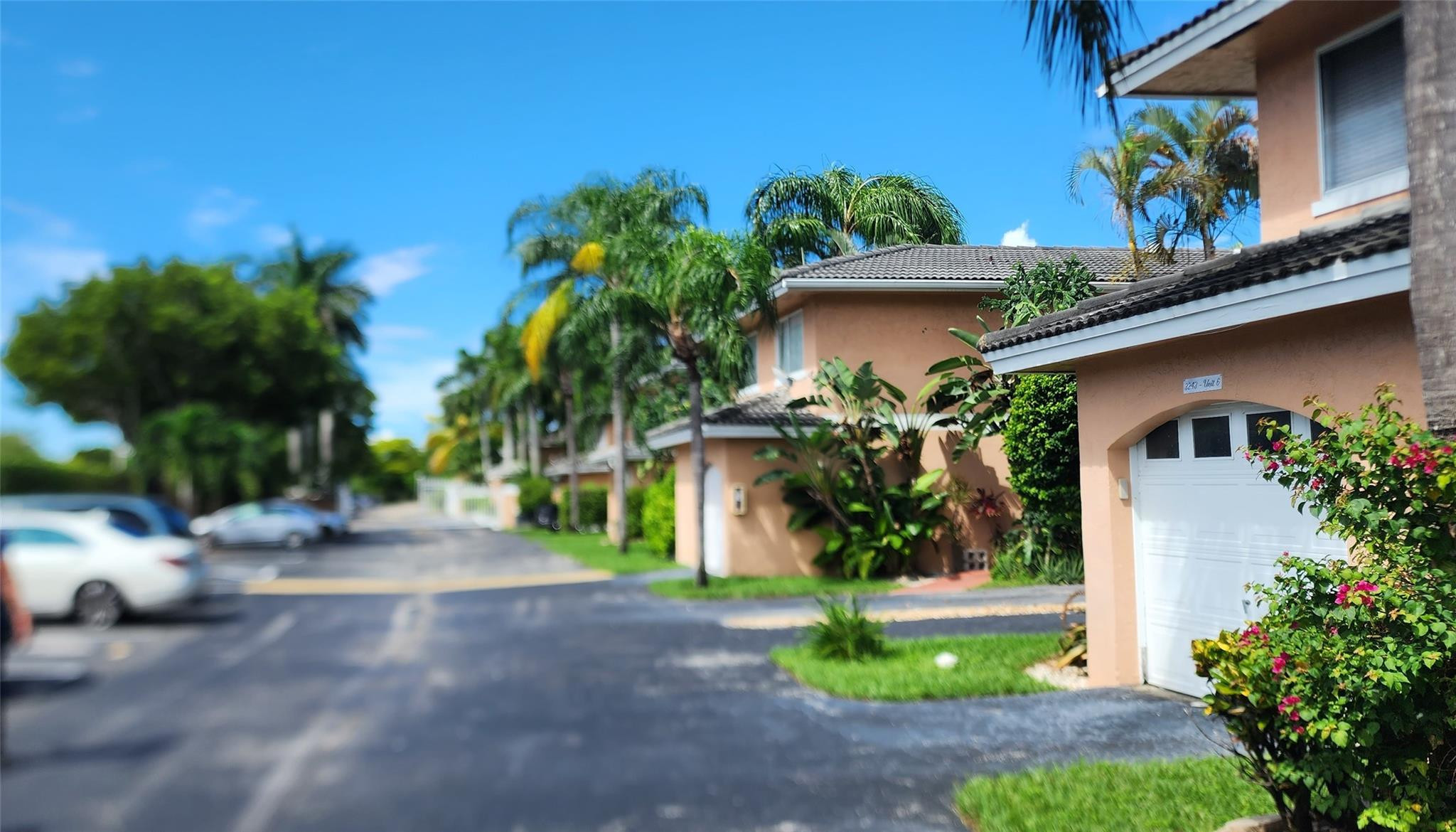 3239 NW 44th St