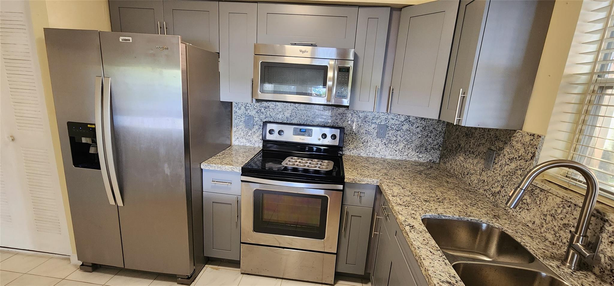 3239 NW 44th St