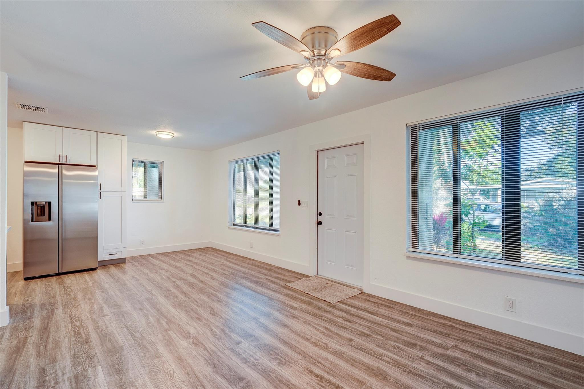 1581 NW 32nd Ave