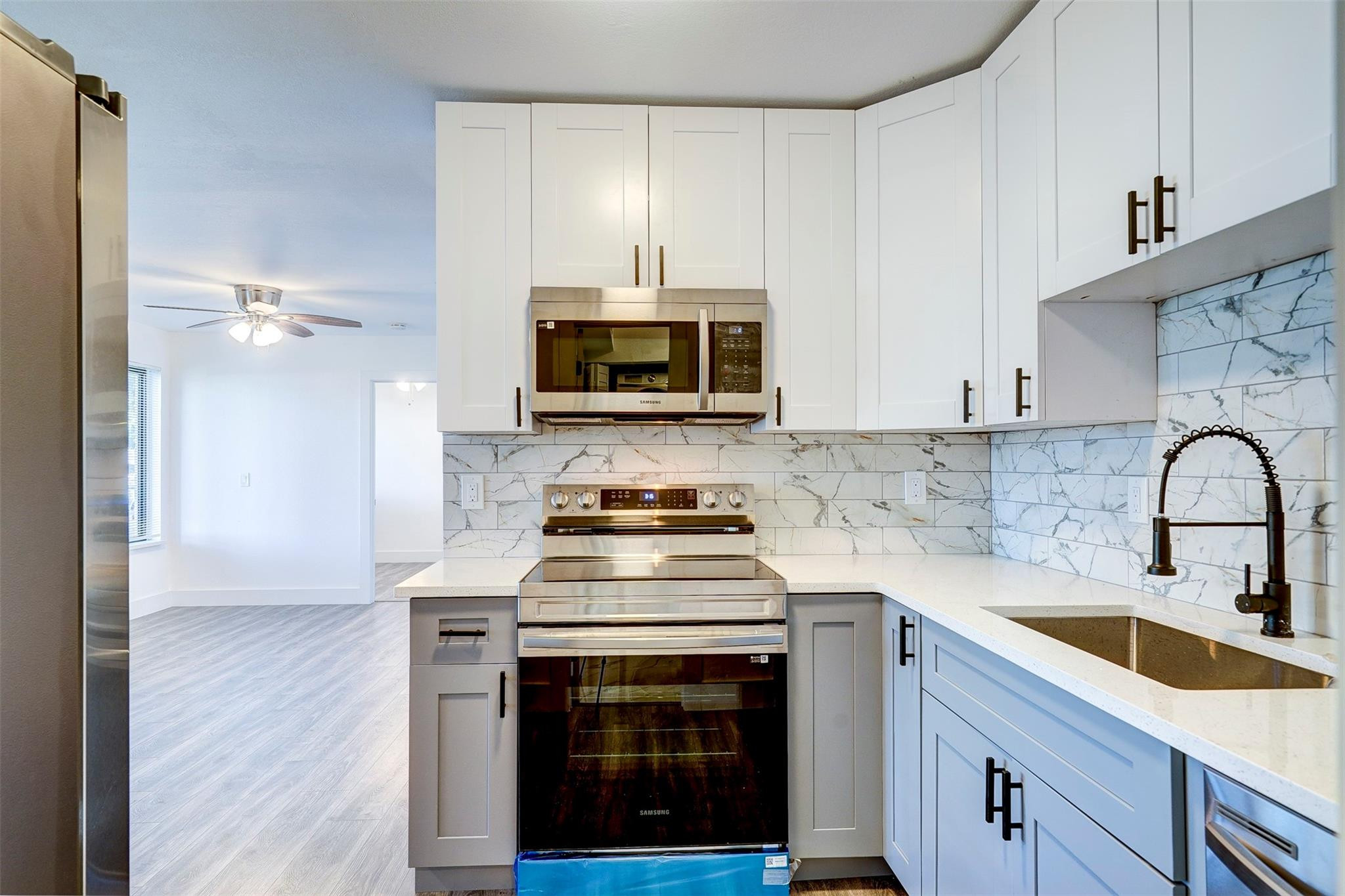 1581 NW 32nd Ave