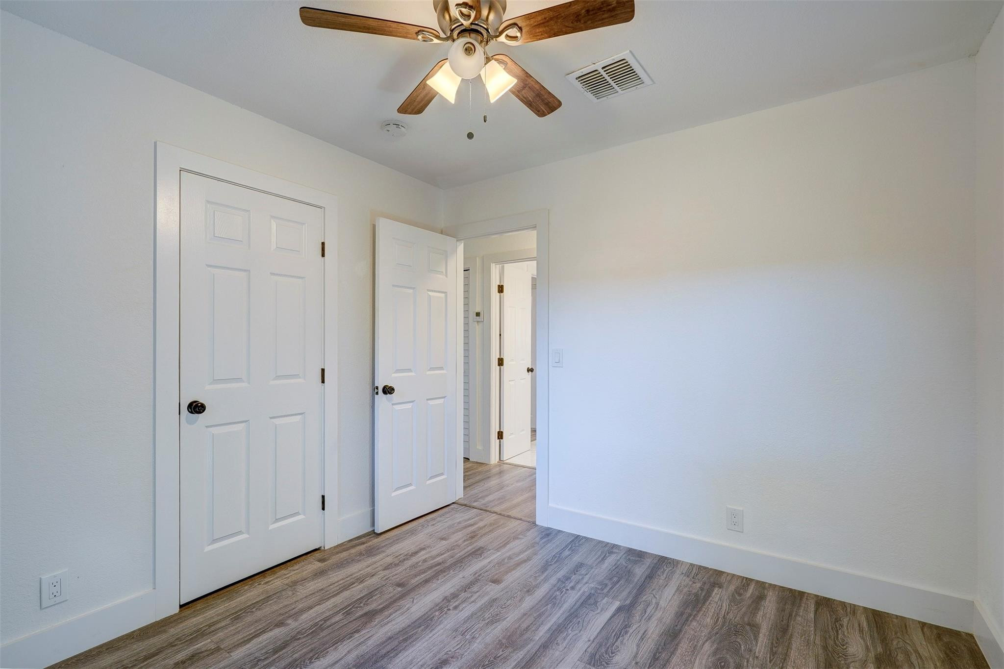 1581 NW 32nd Ave