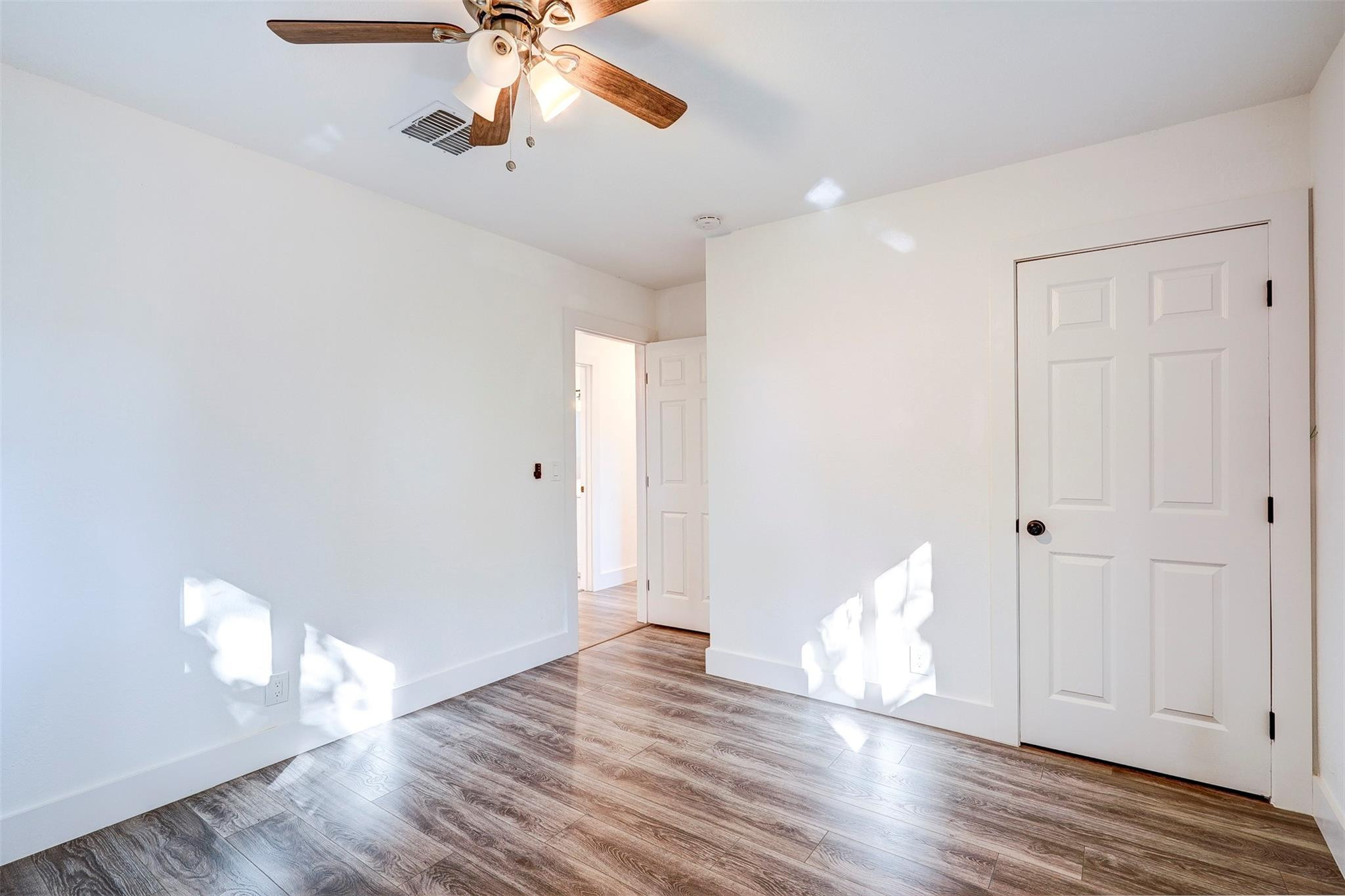 1581 NW 32nd Ave