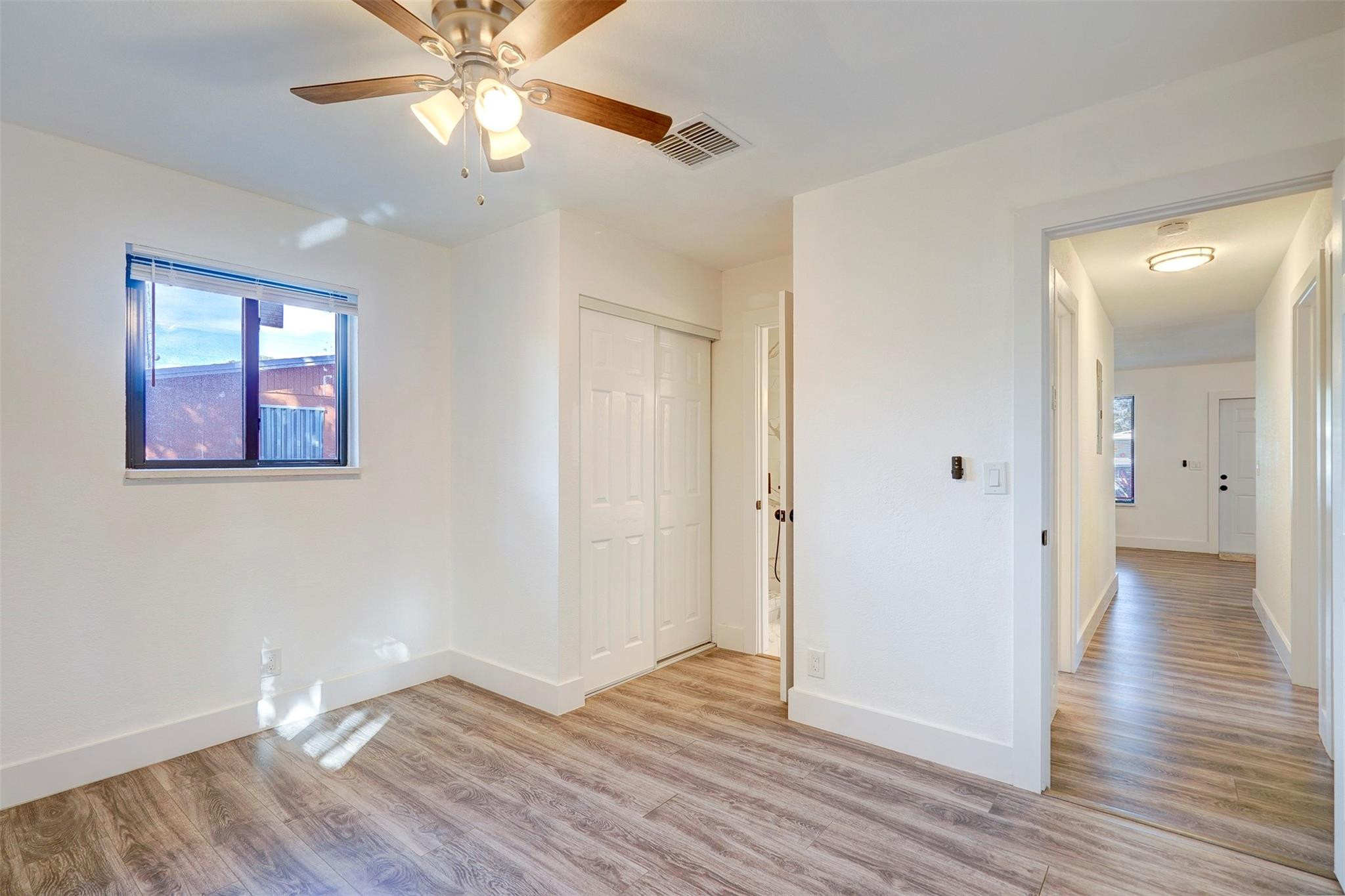 1581 NW 32nd Ave