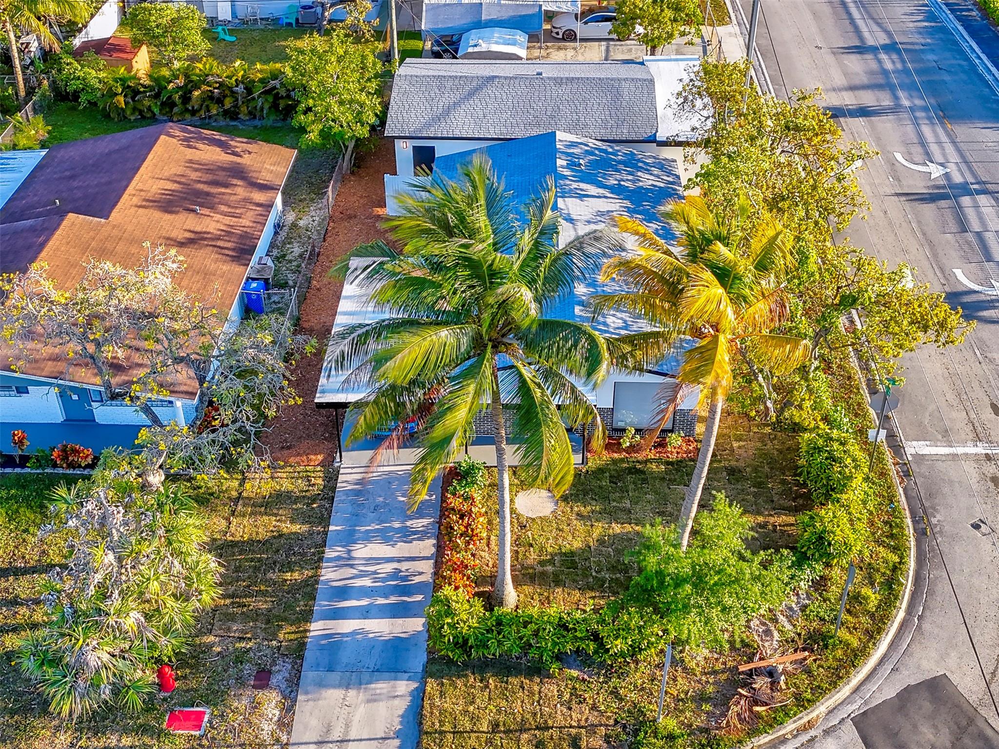 3544 SW 12th Ct