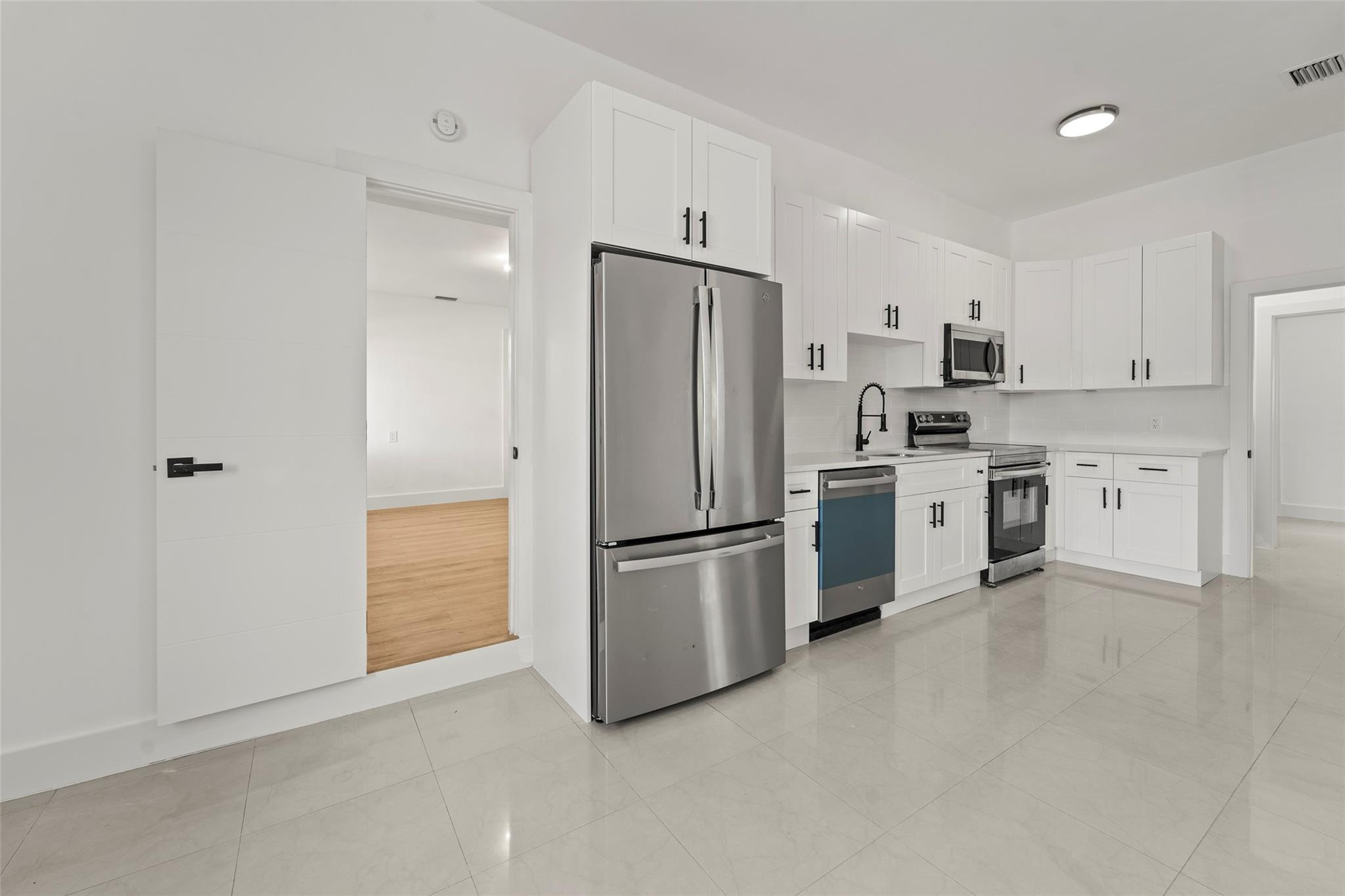 2633 NE 13th Ave