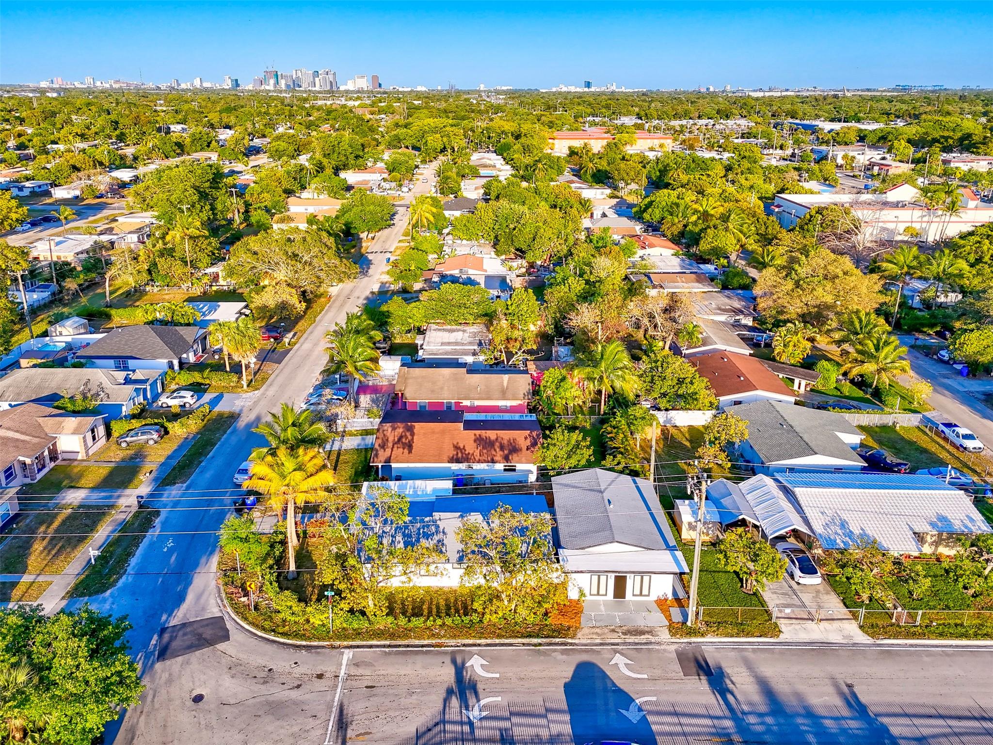 3544 SW 12th Ct