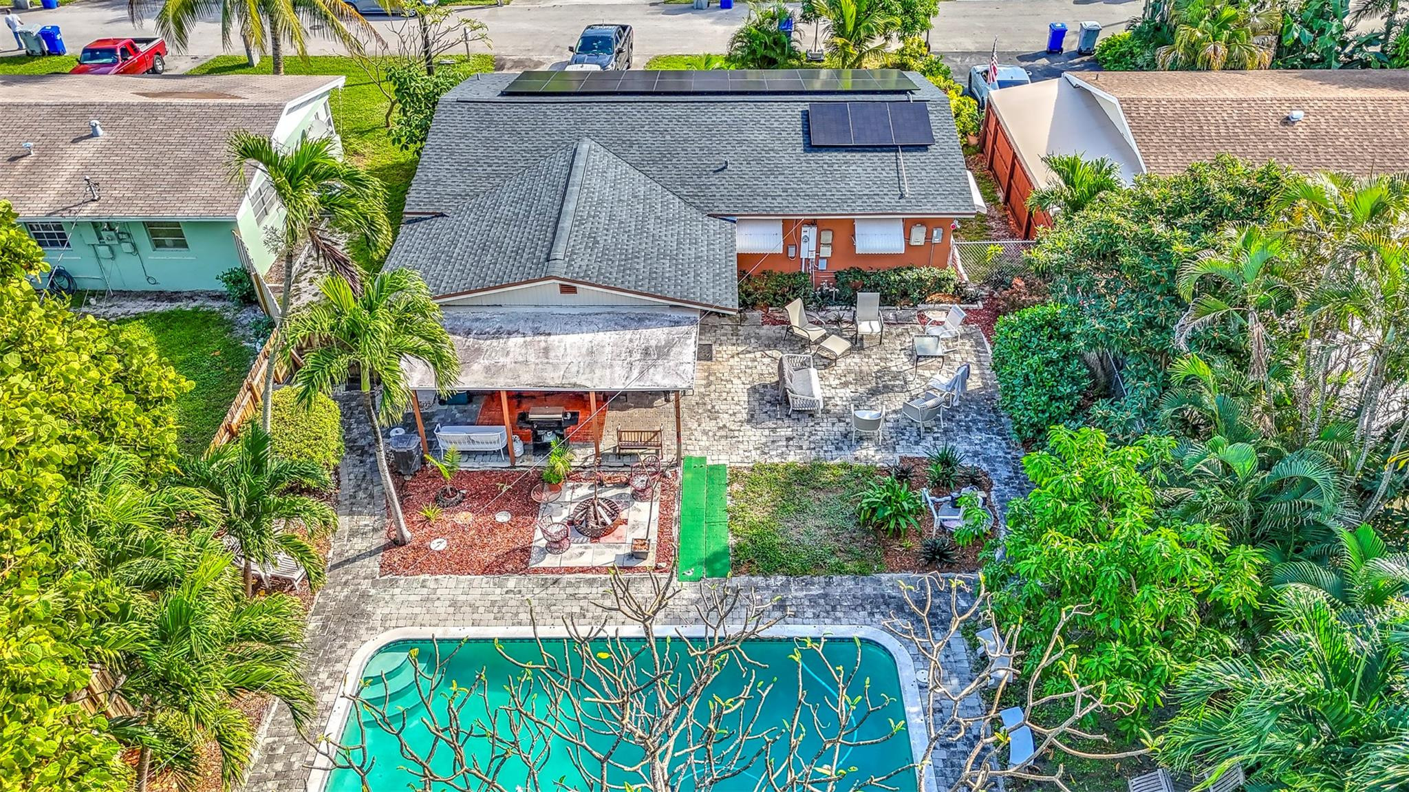 4271 NE 11th Ter