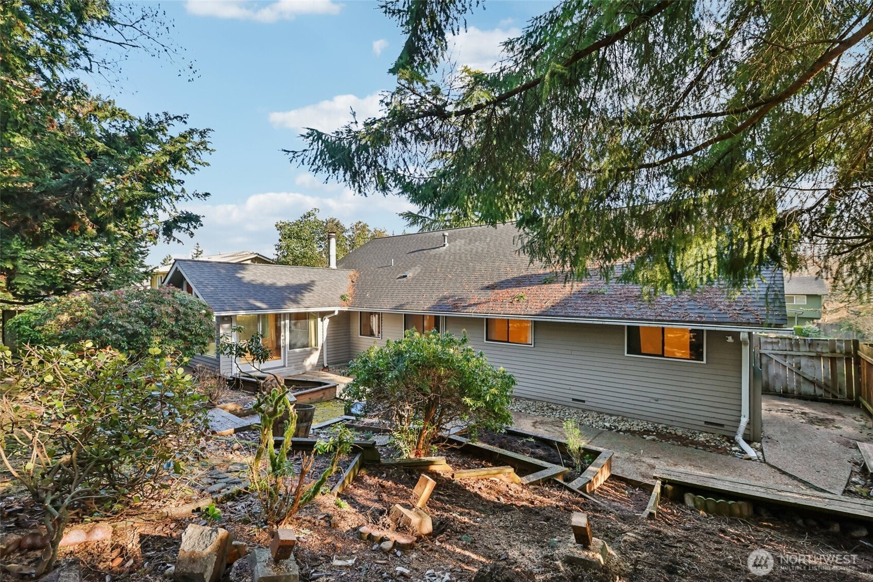 32229 2nd Avenue SW