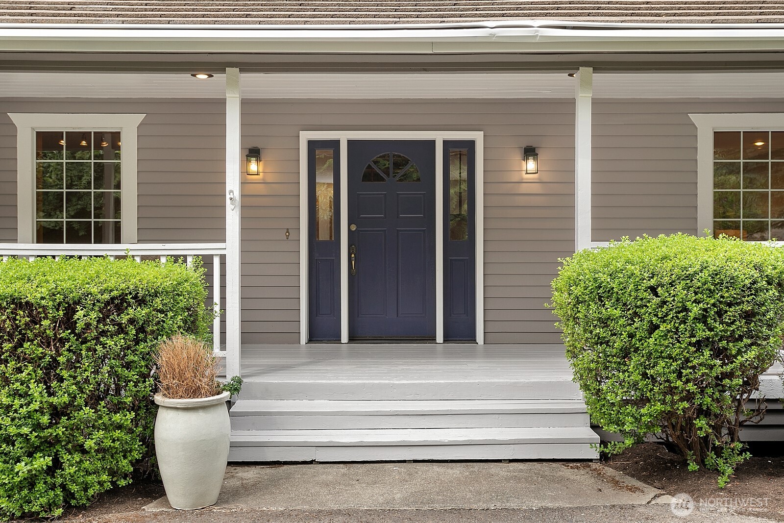 6108 Nahane West NE